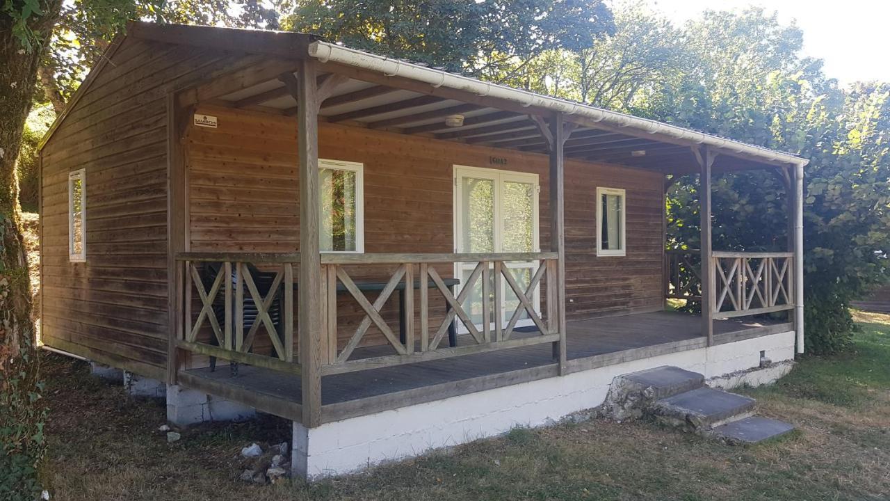 Camping Les Terrasses De Dordogne Rouffignac Saint-Cernin ภายนอก รูปภาพ
