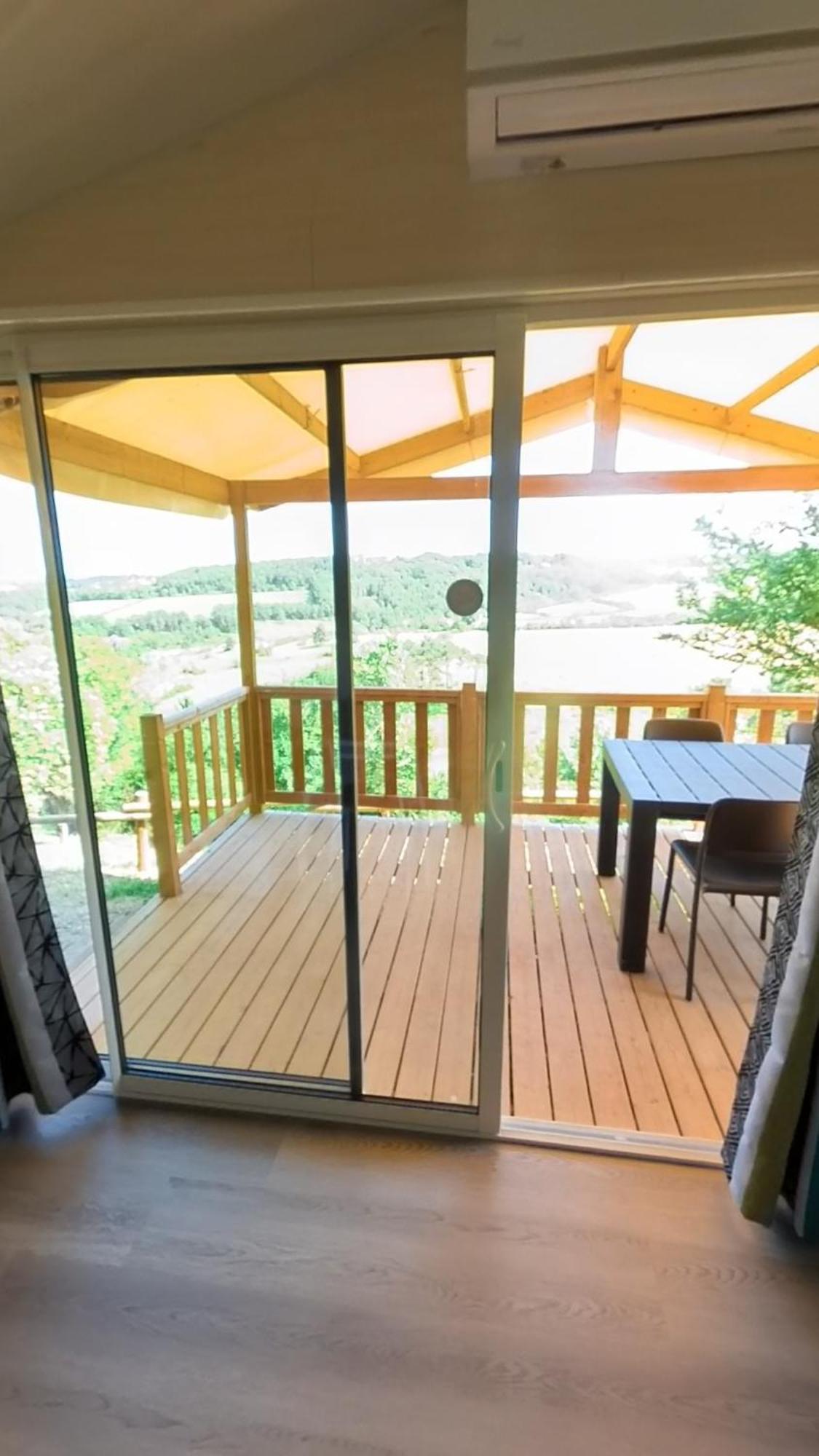 Camping Les Terrasses De Dordogne Rouffignac Saint-Cernin ห้อง รูปภาพ