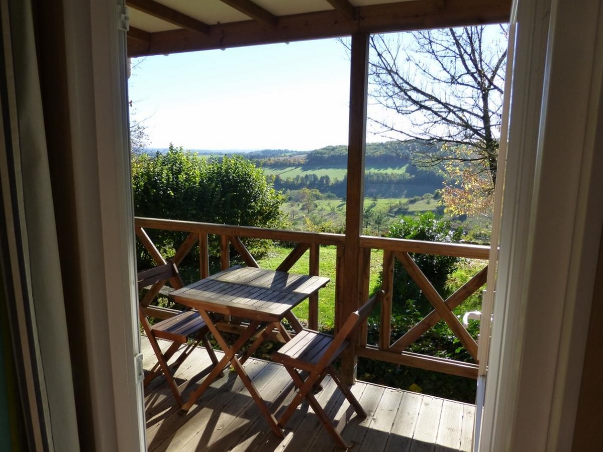Camping Les Terrasses De Dordogne Rouffignac Saint-Cernin ภายนอก รูปภาพ