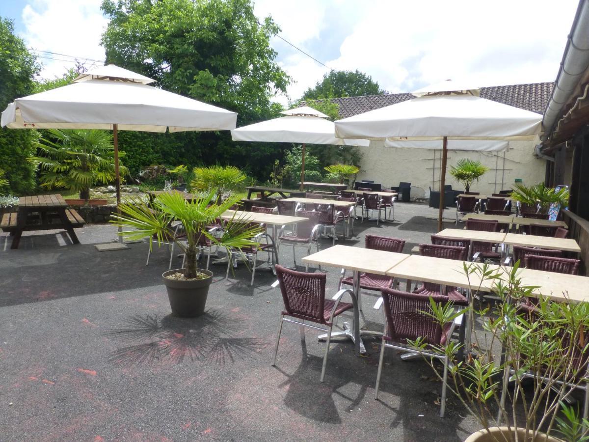 Camping Les Terrasses De Dordogne Rouffignac Saint-Cernin ภายนอก รูปภาพ